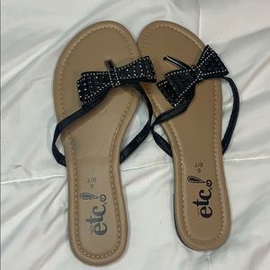 Black bow sandals